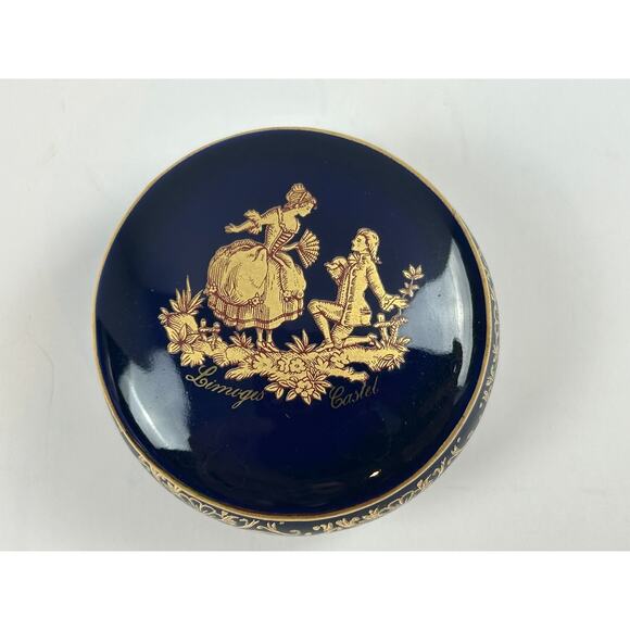 Limoges Castel Cobalt Blue Trinket Box Courting Couple 22K Gold France - Picture 1 of 9